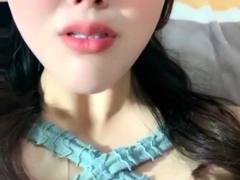 Masturbating Loving Babe Solo Toy Plays With Enthusiasm